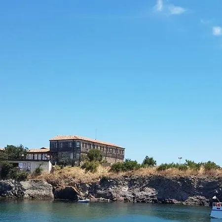 アパート Апартамент Бургас *
